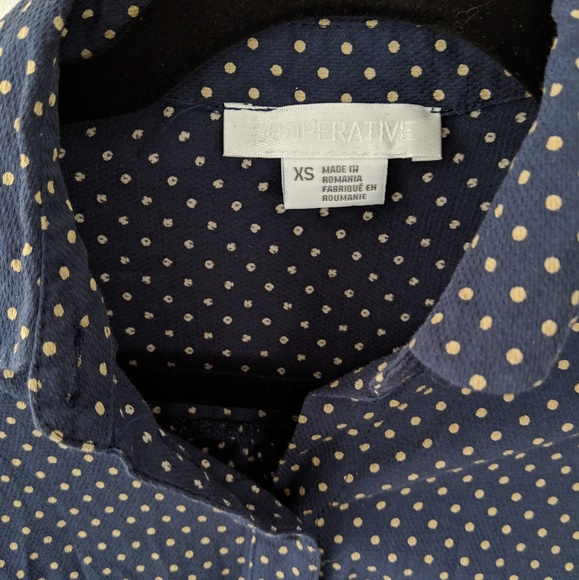 J Crew × Blue Button Down, Polka Dot detail - Picture 2 of 3